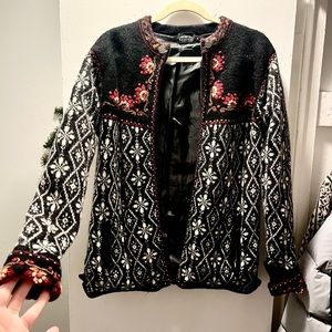 Icelandic - 100% Wool lined jacket from Iceland